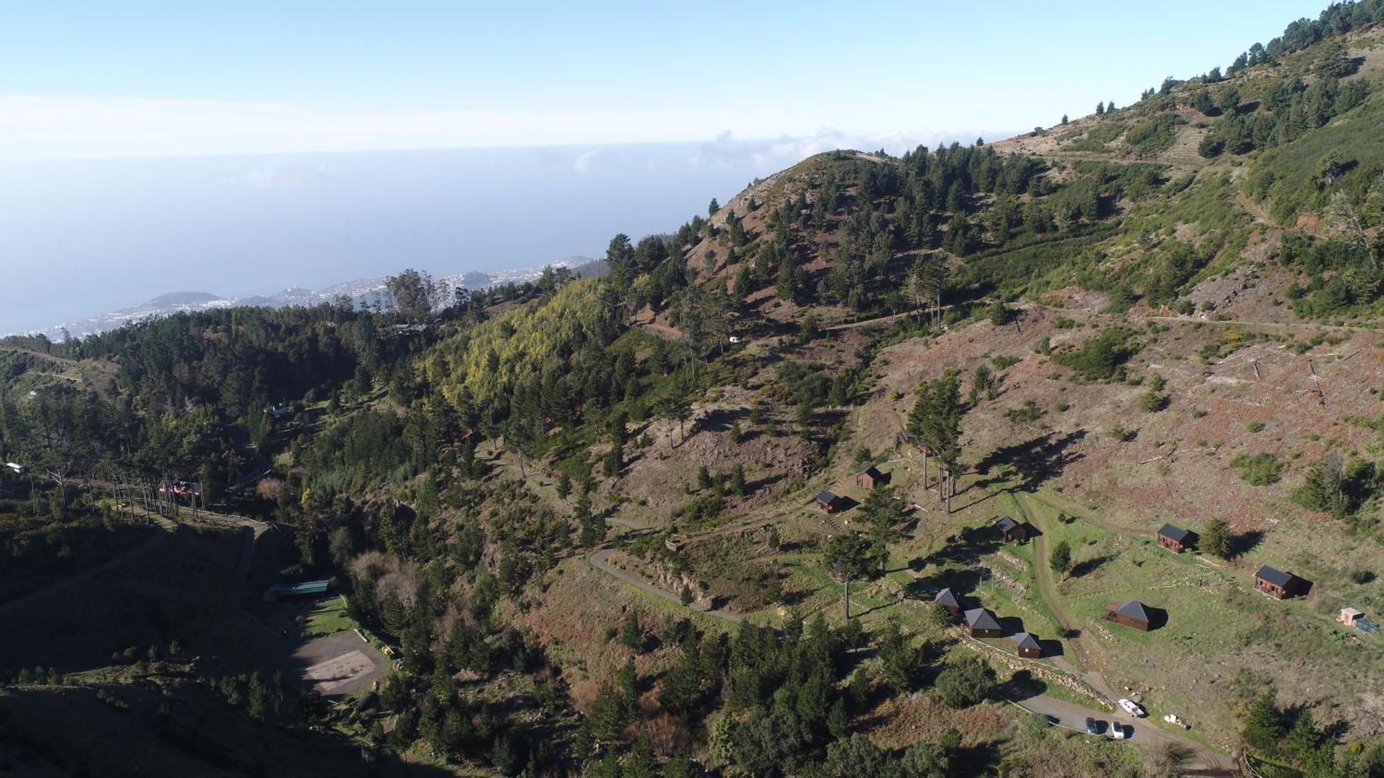 מלון Corujeira de Dentro Mountain Eco Shelter 3 מראה חיצוני תמונה